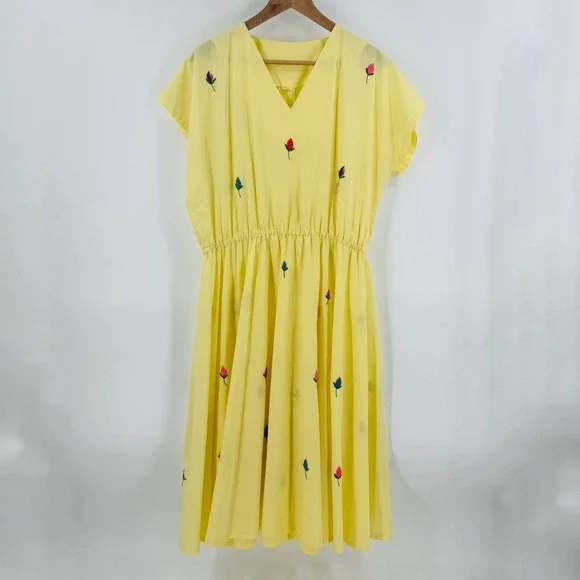 Vintage Hand Embroidered‎ Yellow Floral Midi Dress Boho V-Neck Size L - Picture 9 of 9